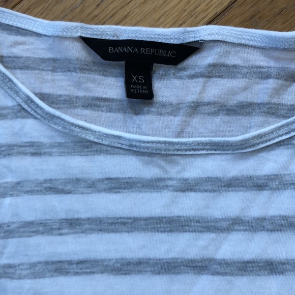 Banana Republic Dolman Sleeve Grey / White Striped Crewneck Shirt - XS - Picture 2 of 11